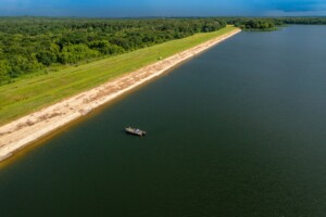 Fairfield Lake Boating